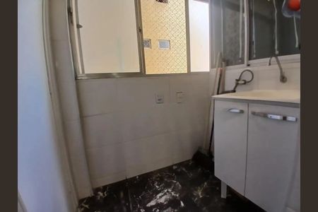 Suíte de apartamento para alugar com 2 quartos, 85m² em Santo Antônio, Belo Horizonte