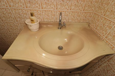 Apartamento para alugar com 60m², 2 quartos e 1 vagaBanheiro - Pia