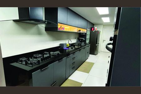Cozinha de apartamento à venda com 4 quartos, 160m² em Barra Olímpica, Rio de Janeiro