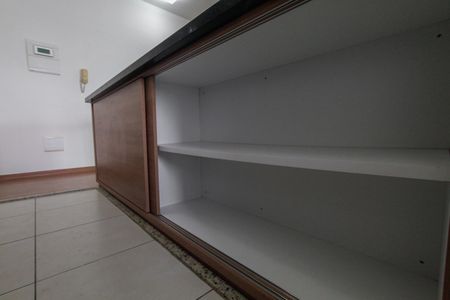 Apartamento para alugar com 70m², 2 quartos e 1 vaga
