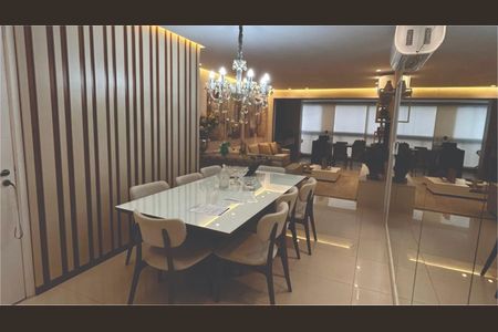 Sala de apartamento à venda com 4 quartos, 325m² em Barra da Tijuca, Rio de Janeiro
