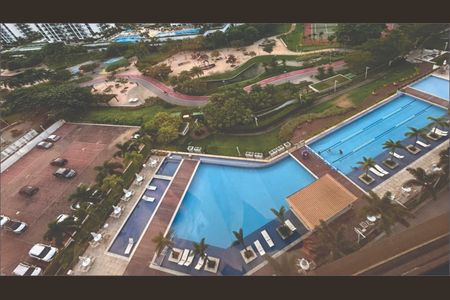 Apartamento à venda com 325m², 4 quartos e 2 vagas Apartamento à venda com 325m², 4 quartos e 2 vagasVista