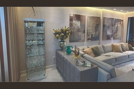 Sala de apartamento à venda com 4 quartos, 325m² em Barra da Tijuca, Rio de Janeiro