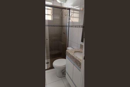 Casa de condomínio para alugar com 90m², 3 quartos e 2 vagas Casa de condomínio para alugar com 90m², 3 quartos e 2 vagasBanheiro