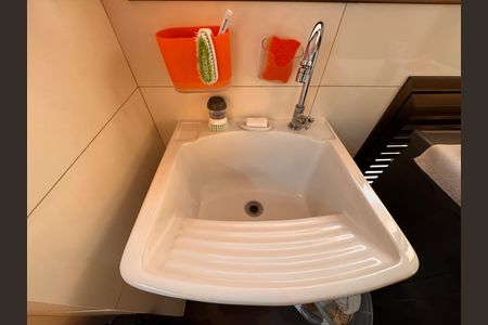Apartamento à venda com 180m², 3 quartos e 3 vagasCozinha e Área de Serviço