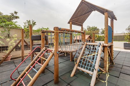Apartamento para alugar com 150m², 3 quartos e 4 vagasÁrea comum - Playground