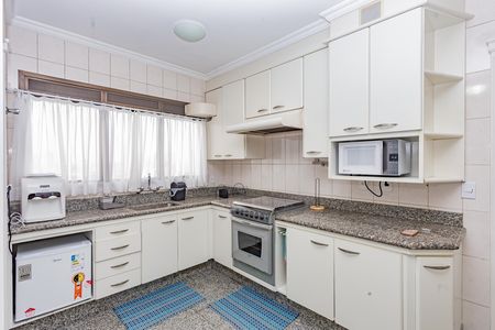 Apartamento para alugar com 150m², 3 quartos e 4 vagasCozinha