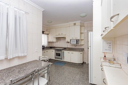 Apartamento para alugar com 150m², 3 quartos e 4 vagasCozinha