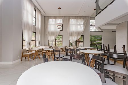 Apartamento para alugar com 150m², 3 quartos e 4 vagasÁrea comum - Salão de festas