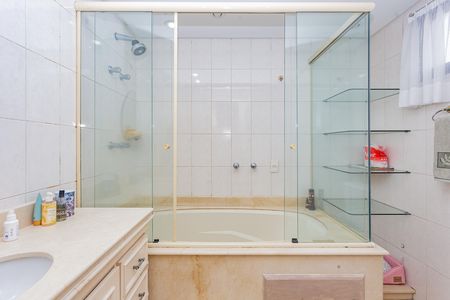 Apartamento para alugar com 150m², 3 quartos e 4 vagasBanheiro da Suíte