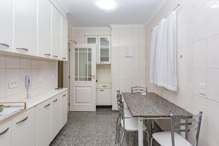 Apartamento para alugar com 150m², 3 quartos e 4 vagasCozinha