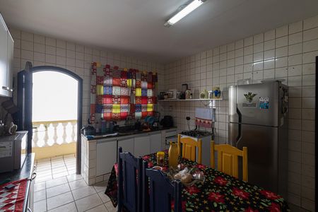 Casa para alugar com 250m², 5 quartos e 6 vagas Casa para alugar com 250m², 5 quartos e 6 vagasCasa 1 - Cozinha