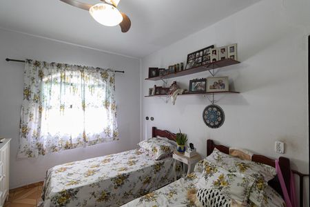 Casa 1 - Quarto 2 de casa para alugar com 5 quartos, 250m² em Vila Buenos Aires, São Paulo