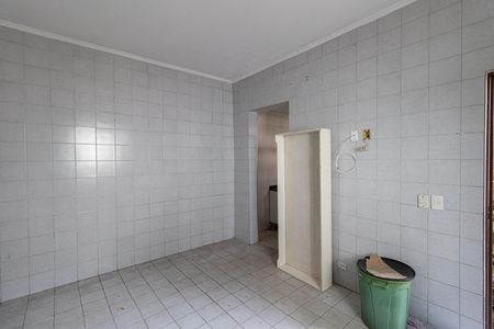 Casa para alugar com 250m², 5 quartos e 6 vagas Casa para alugar com 250m², 5 quartos e 6 vagasCasa 3 - Cozinha