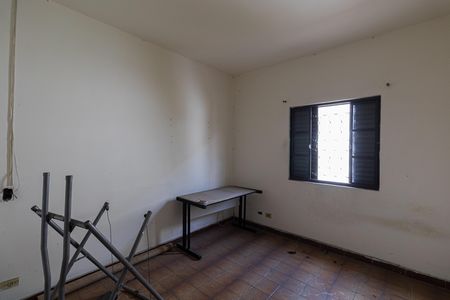 Casa para alugar com 250m², 5 quartos e 6 vagas Casa para alugar com 250m², 5 quartos e 6 vagasCasa 4 - Quarto