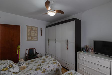 Casa para alugar com 250m², 5 quartos e 6 vagas Casa para alugar com 250m², 5 quartos e 6 vagasCasa 1 - Quarto 2