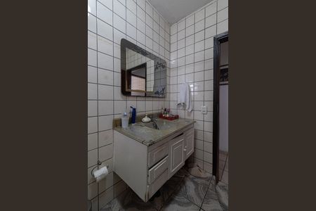 Casa para alugar com 250m², 5 quartos e 6 vagas Casa para alugar com 250m², 5 quartos e 6 vagasCasa 1 - Banheiro
