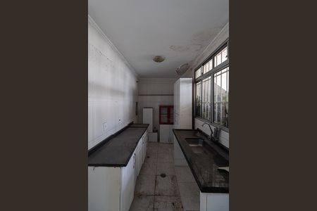 Casa para alugar com 250m², 5 quartos e 6 vagas Casa para alugar com 250m², 5 quartos e 6 vagasCasa 3 - Cozinha