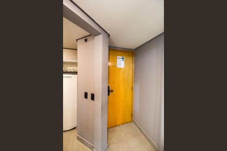 Apartamento para alugar com 28m², 1 quarto e 1 vaga Apartamento para alugar com 28m², 1 quarto e 1 vagaEntrada