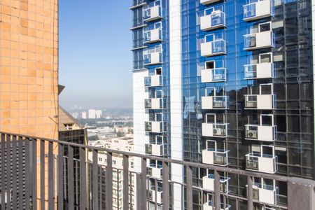 Apartamento para alugar com 28m², 1 quarto e 1 vagaVista