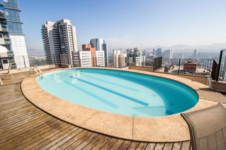 Apartamento para alugar com 28m², 1 quarto e 1 vagaPiscina