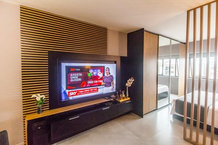 Sala  de apartamento à venda com 1 quarto, 28m² em Alphaville Industrial, Barueri