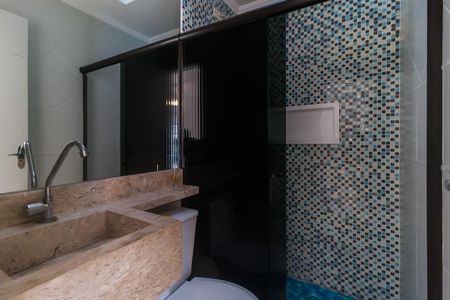 Casa de condomínio para alugar com 58m², 2 quartos e 2 vagas Casa de condomínio para alugar com 58m², 2 quartos e 2 vagasBanheiro