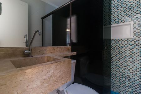 Casa de condomínio para alugar com 58m², 2 quartos e 2 vagas Casa de condomínio para alugar com 58m², 2 quartos e 2 vagasBanheiro