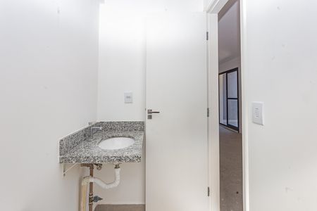 Banheiro de kitnet/studio para alugar com 1 quarto, 44m² em Bosque da Saúde, São Paulo