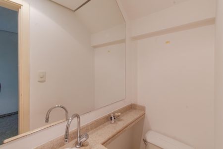Lavabo de apartamento à venda com 2 quartos, 70m² em Indianópolis, São Paulo