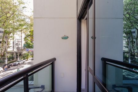 Sacada de apartamento à venda com 2 quartos, 70m² em Indianópolis, São Paulo