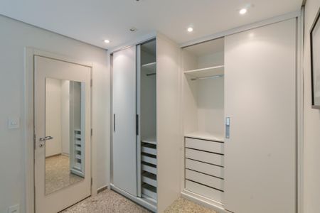Apartamento à venda com 70m², 2 quartos e 1 vaga Apartamento à venda com 70m², 2 quartos e 1 vagaQuarto 1