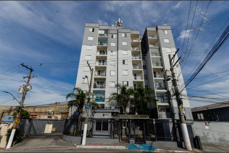 Apartamento para alugar com 48m², 2 quartos e 2 vagas Apartamento para alugar com 48m², 2 quartos e 2 vagasFachada
