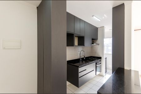 Apartamento para alugar com 48m², 2 quartos e 2 vagas Apartamento para alugar com 48m², 2 quartos e 2 vagasCozinha