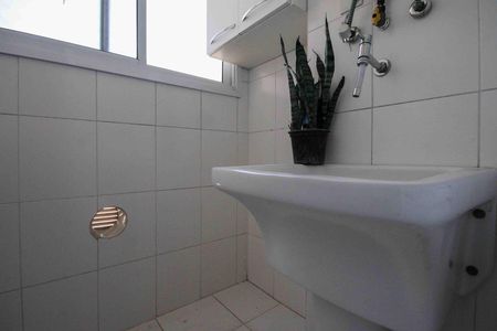 Apartamento à venda com 73m², 3 quartos e 1 vagaÁrea de Serviço