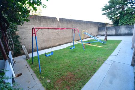 Apartamento para alugar com 107m², 2 quartos e 1 vagaÁrea comum - Playground