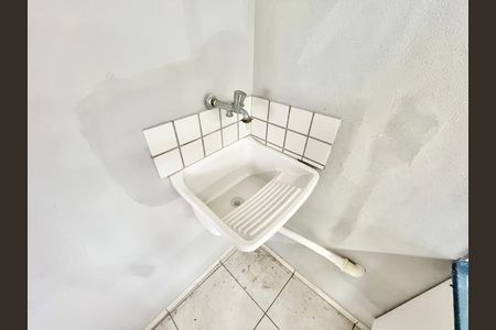 Cozinha e Área de Serviço de casa para alugar com 1 quarto, 48m² em Vila Diva, São Paulo