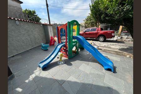 Casa de condomínio para alugar com 210m², 3 quartos e 3 vagasÁrea comum - Playground