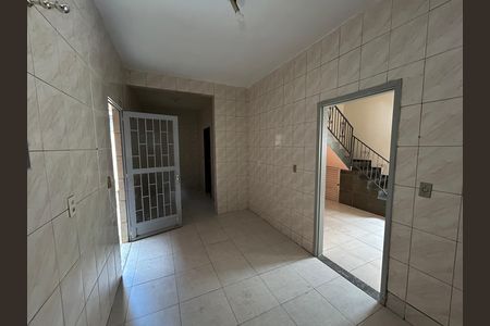 Casa de condomínio para alugar com 210m², 3 quartos e 3 vagasCozinha