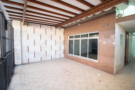 GARAGEM de casa à venda com 3 quartos, 163m² em Chora Menino, São Paulo