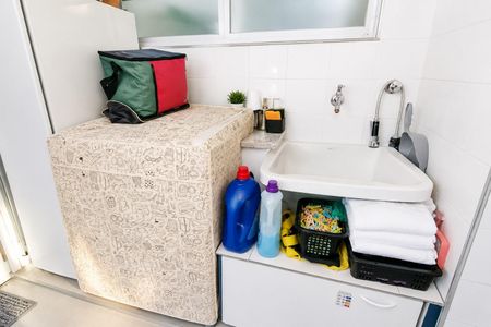 Apartamento para alugar com 159m², 4 quartos e 2 vagas Apartamento para alugar com 159m², 4 quartos e 2 vagasÁrea de Serviço