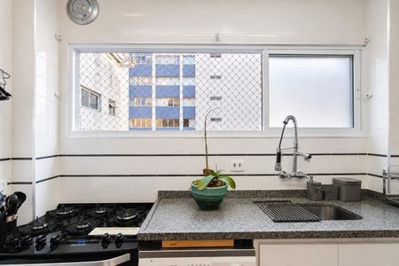 Apartamento para alugar com 159m², 4 quartos e 2 vagas Apartamento para alugar com 159m², 4 quartos e 2 vagasCozinha