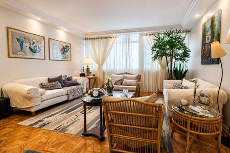 Apartamento para alugar com 159m², 4 quartos e 2 vagas Apartamento para alugar com 159m², 4 quartos e 2 vagasSala de Estar