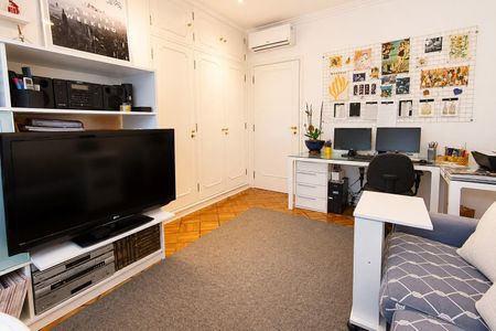 Apartamento para alugar com 159m², 4 quartos e 2 vagas Apartamento para alugar com 159m², 4 quartos e 2 vagasDormitório 1