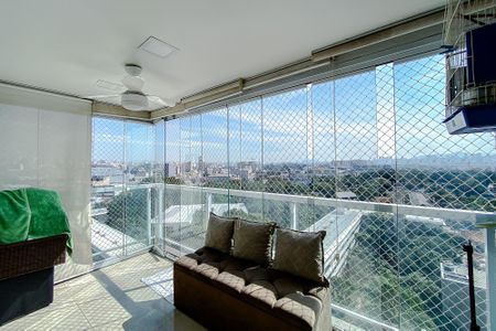 Apartamento à venda com 66m², 2 quartos e 1 vaga Apartamento à venda com 66m², 2 quartos e 1 vagaVaranda da Sala