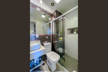 Apartamento à venda com 66m², 2 quartos e 1 vaga Apartamento à venda com 66m², 2 quartos e 1 vagaBanheiro