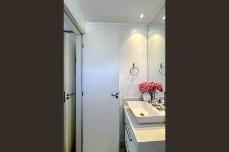 Apartamento à venda com 66m², 2 quartos e 1 vaga Apartamento à venda com 66m², 2 quartos e 1 vagaBanheiro da Suíte