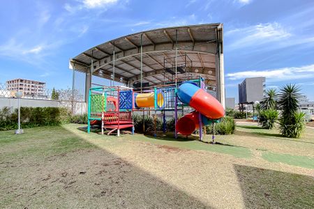 Apartamento à venda com 66m², 2 quartos e 1 vaga Apartamento à venda com 66m², 2 quartos e 1 vagaÁrea comum - Playground