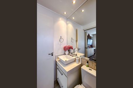 Apartamento à venda com 66m², 2 quartos e 1 vaga Apartamento à venda com 66m², 2 quartos e 1 vagaBanheiro da Suíte