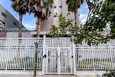 Apartamento à venda com 66m², 2 quartos e 1 vaga Apartamento à venda com 66m², 2 quartos e 1 vagaFachada - Plaquinha